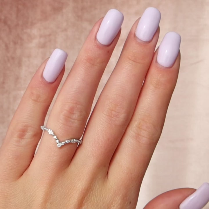 Round Cut Curved Gold Wedding Band
