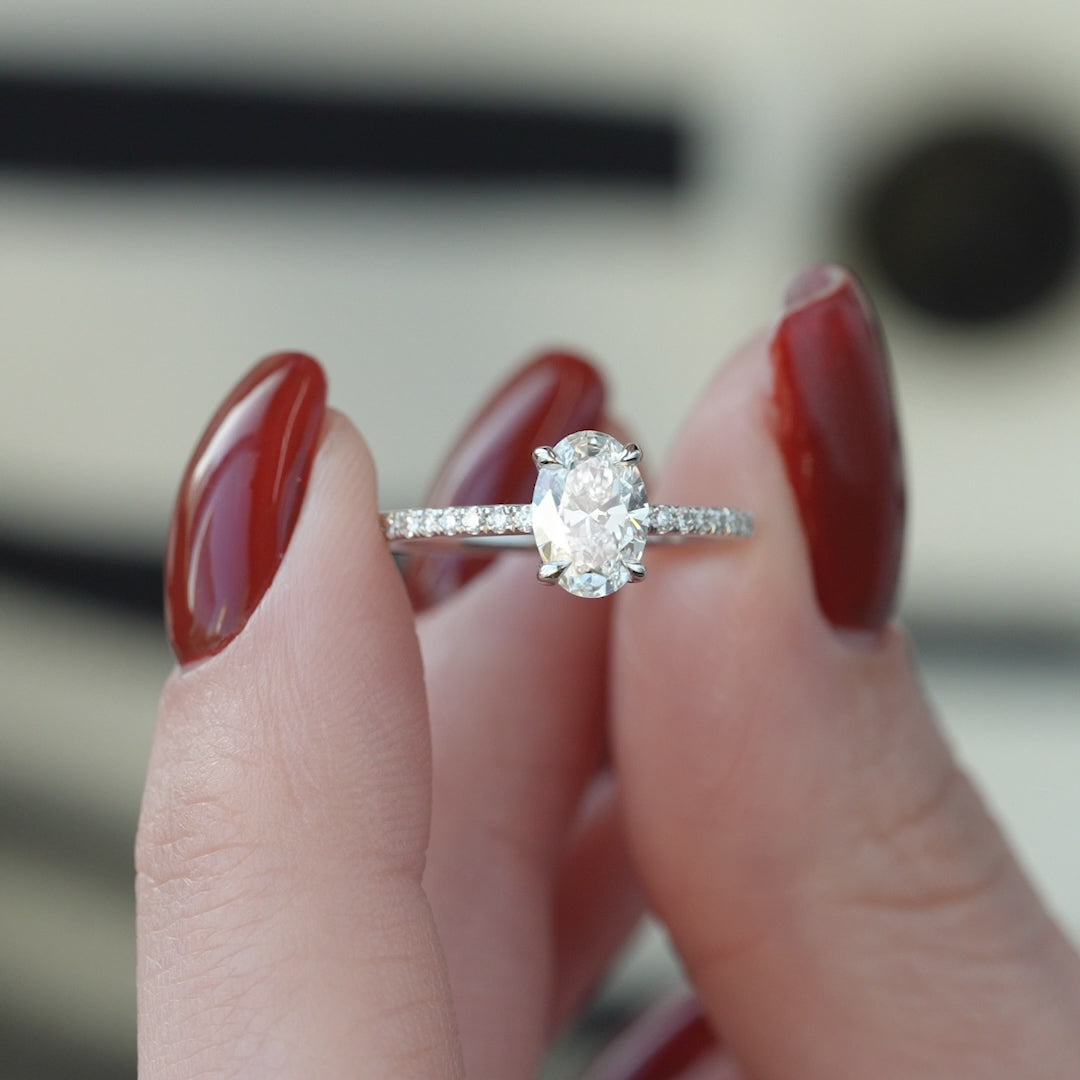 Oval Cut Moissanite Diamond Engagement Ring For Women