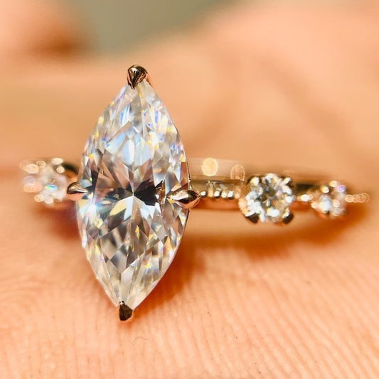 Vintage Engagement Ring with Marquise Cut Diamond Beauty